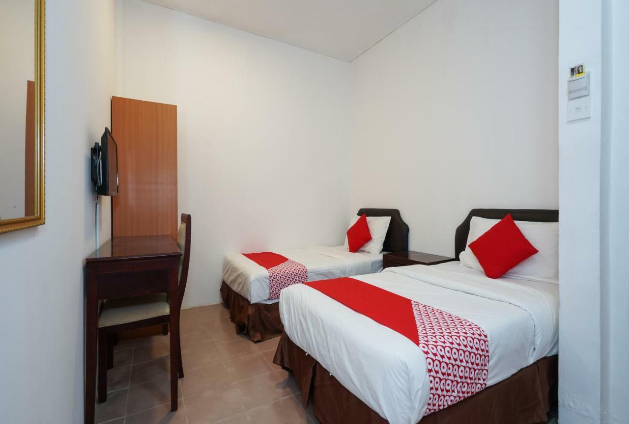 Oyo 43955 N9 Business Hotel Nilai Eksteriør billede